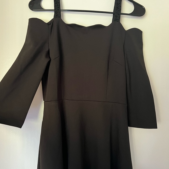 New Black Metisu Midi Dress - Picture 2 of 3